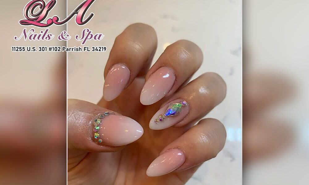 La Nails & Spa